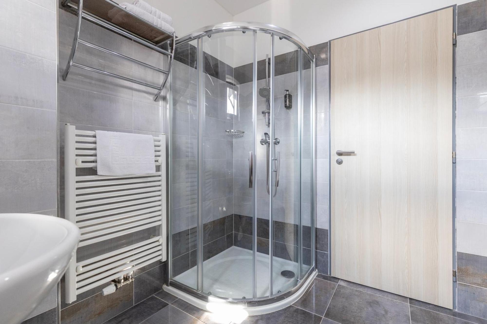 Sport Hotel Centrum Valašské Meziříčí Esterno foto