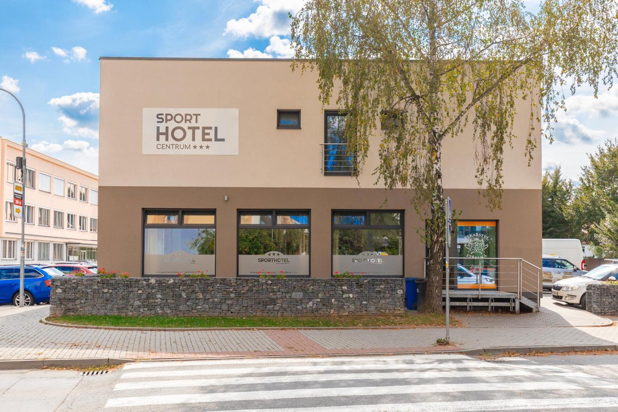 Sport Hotel Centrum Valašské Meziříčí Esterno foto
